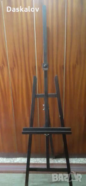 Продавам голям професионален статив ВНОС!, снимка 1