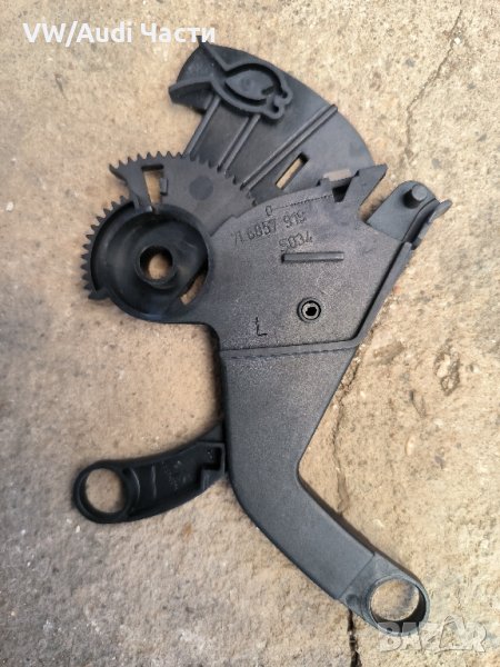 Панта механизъм за жабка барче табло за VW Touareg Фолксваген Туарег 7L6857919 ЛЯВА, снимка 1