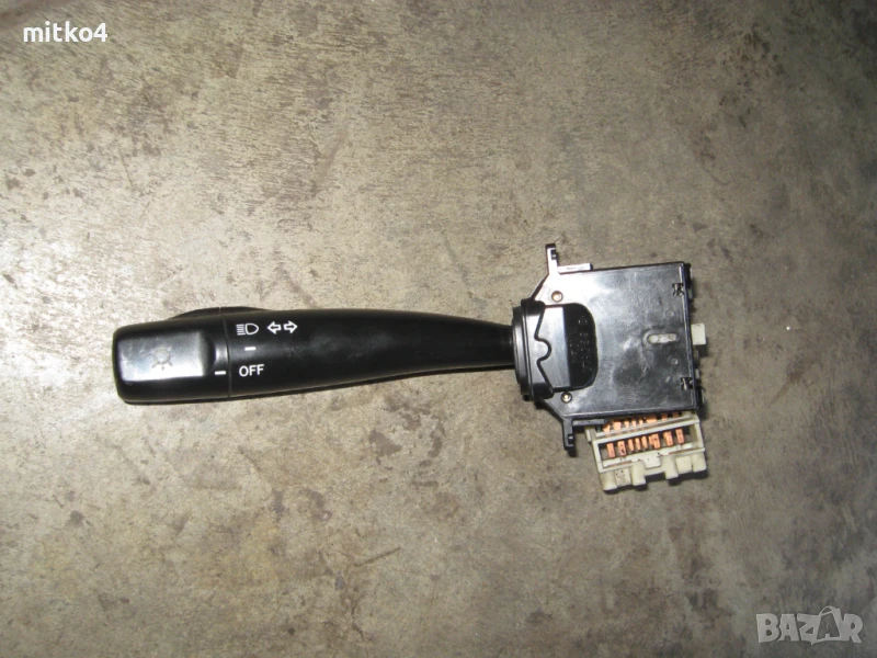 лостче за светлини и мигачи за тойота 17a089d, снимка 1