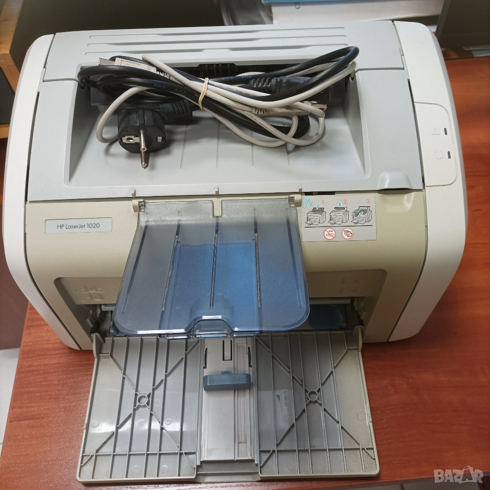 Компактен лазарен принтер HP-1020, снимка 1