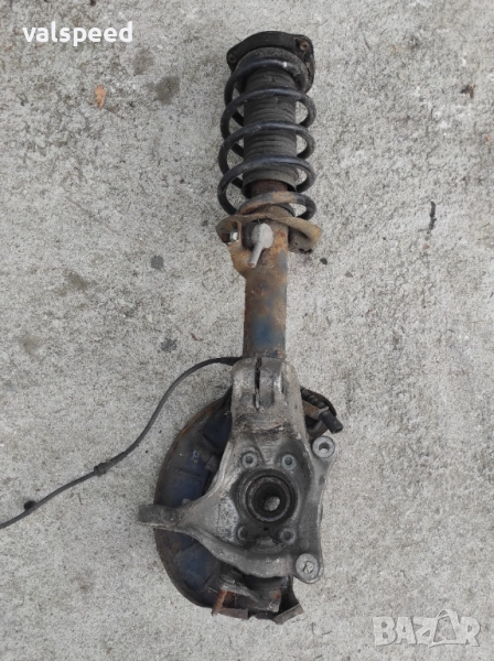 Шенкел главина амортисьор VW passat b6 , снимка 1