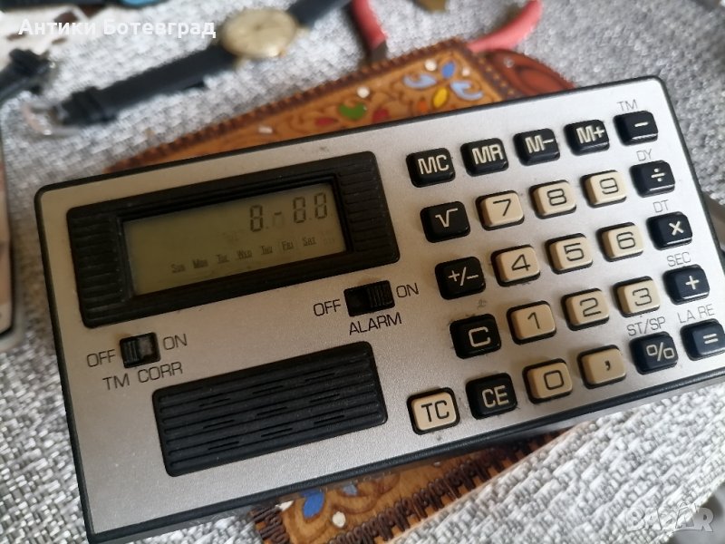 стар немски калкулатор с аларма и час , снимка 1