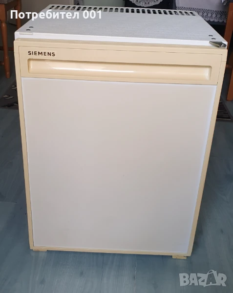 Хладилник Сименс -12 и 220 в., снимка 1