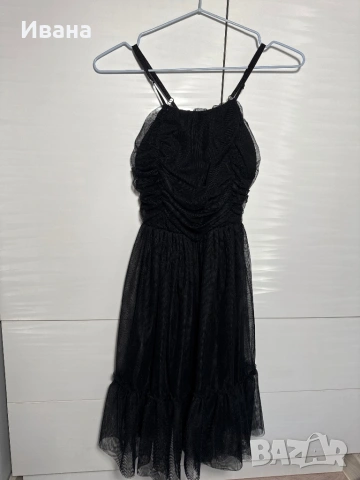 Черна дамска рокля