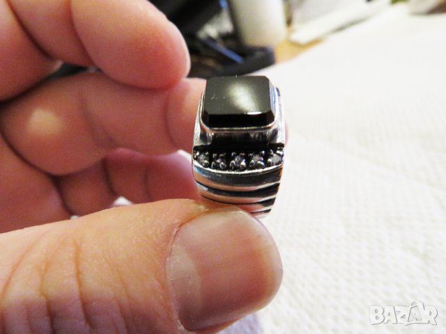 Стар мъжки сребърен пръстен с черен оникс и блестящи циркони - притежавай го и бъди готин, снимка 5 - Пръстени - 33292123