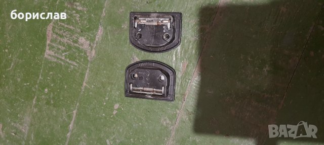 Закопчалки в багажника за голф 4 , снимка 2 - Части - 38419063