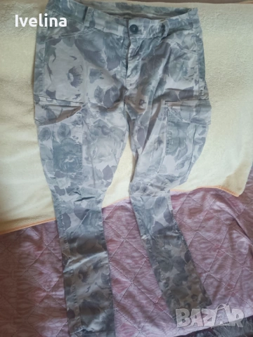 Дамски дънки различни видове XС, С, снимка 2 - Дънки - 53530772