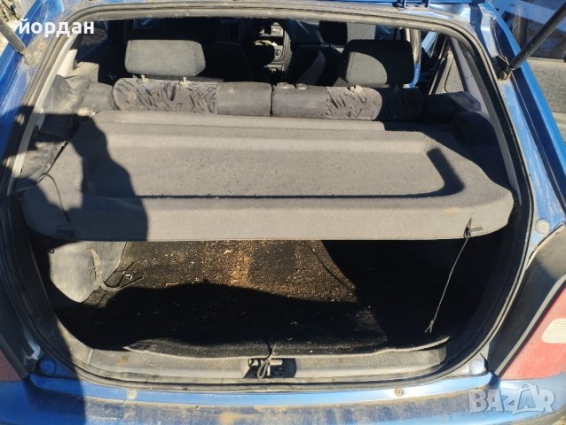 Мазда 323ф дизел 2.0  продава се само на части , снимка 4 - Автомобили и джипове - 44083092