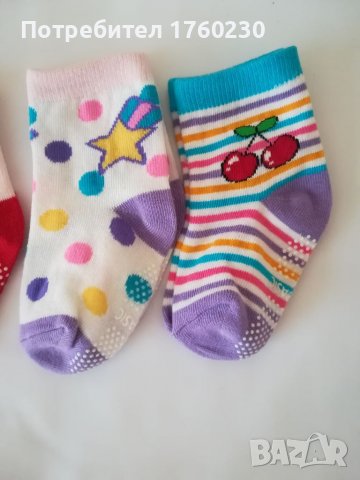 Нови чорапи със силикон , снимка 4 - Бебешки чорапи - 38391958