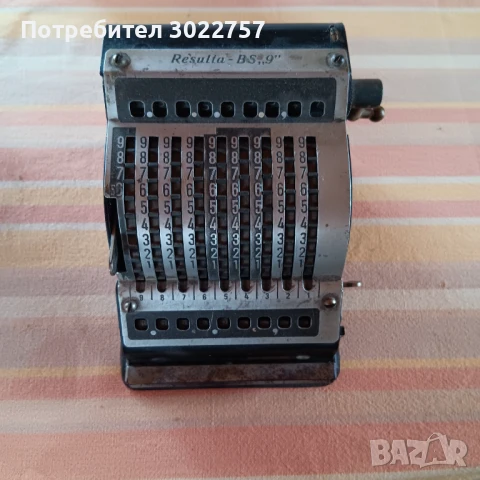 Механична сметачна машина Resulta BS9, снимка 2 - Антикварни и старинни предмети - 51017602