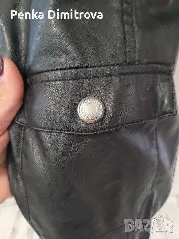 Яке от еко кожа Guess , снимка 5 - Детски якета и елеци - 47261798