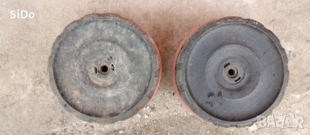 2 броя пластмасови колела 26/15см, снимка 2 - Селскостопанска техника - 50813495