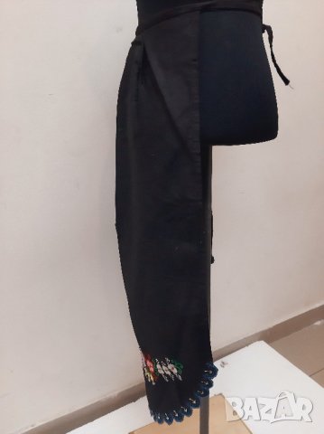 Стара бродирана черна престилка(16.3), снимка 5 - Антикварни и старинни предмети - 43557706