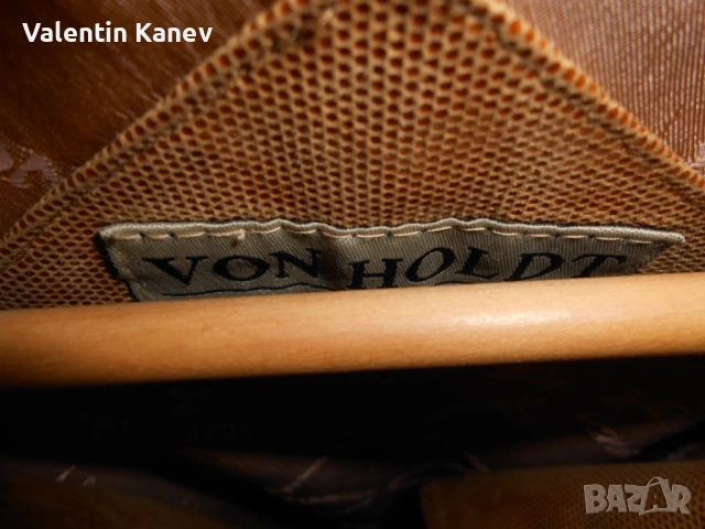 Von Hold -дамско кожено манто .лукс.Colektion mark,