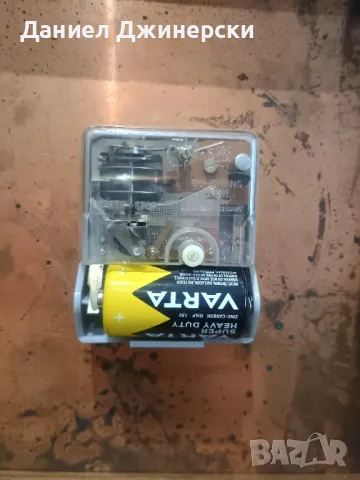 DIEHL стенен часовник , снимка 6 - Антикварни и старинни предмети - 50422114