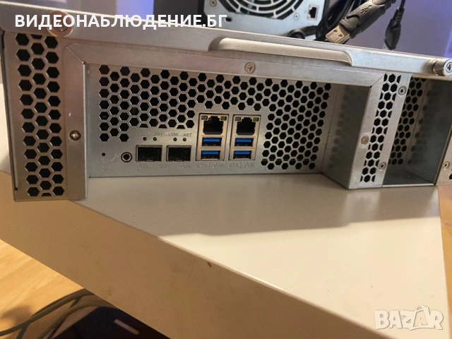 NAS QNAP TS-831XU-RP мрежов сторидж масив 4GB RAM, снимка 2 - Друга електроника - 53288551