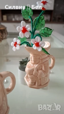 Малки чашки, снимка 3 - Антикварни и старинни предмети - 50804025