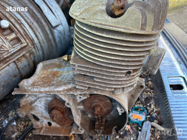 Стар двигател от мотор, снимка 4 - Части - 53164212
