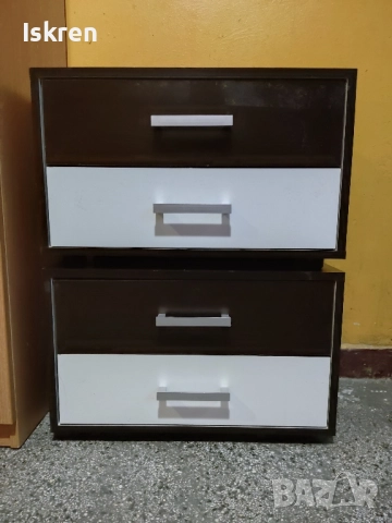 Нощно шкафче 2 бр.