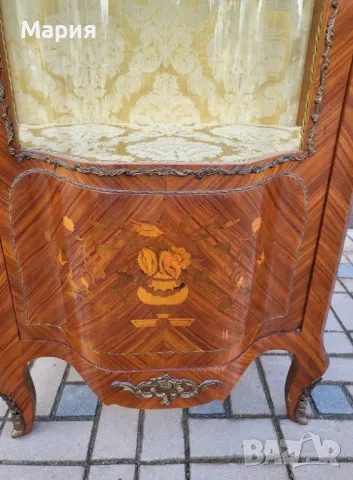 Италианска барокова витрина 018, снимка 2 - Секции и витрини - 49003633