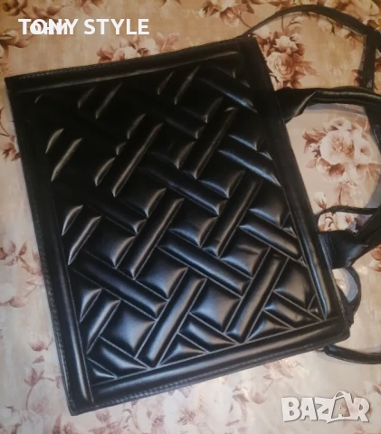 Нова Кожена Дамска Чанта , снимка 2 - Чанти - 51696878