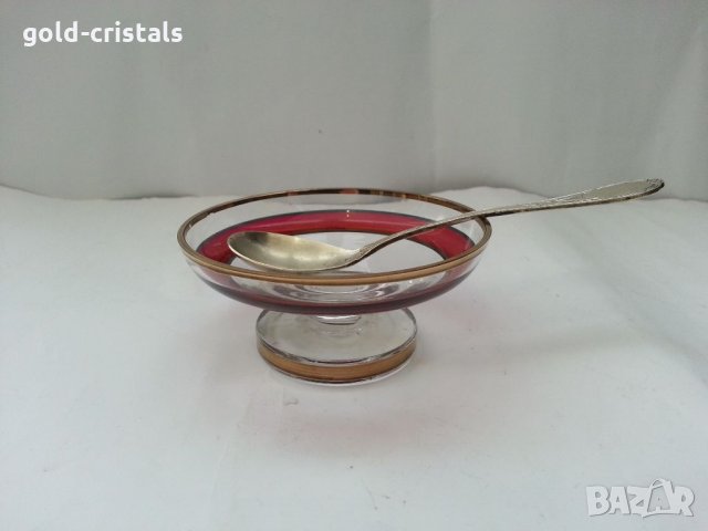 Кристален съд за хайвер с посребрена лъжичка 