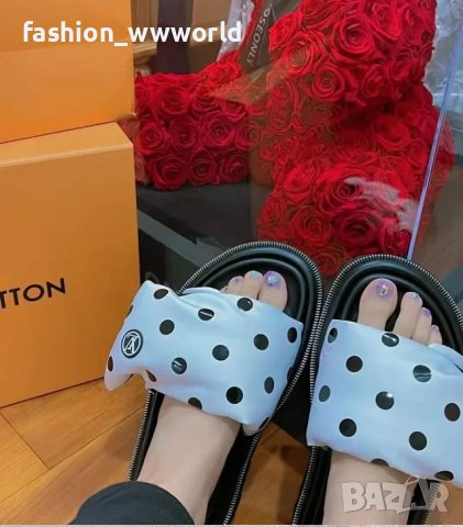 Дамски чехли LOUIS VUITTON (35-40) - реплика, снимка 2 - Чехли - 37412460