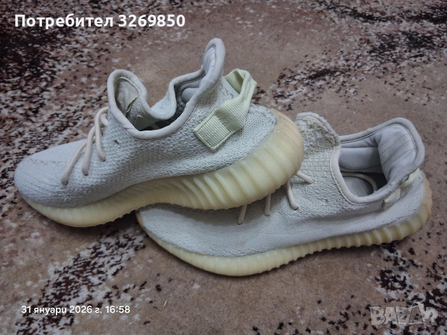 Adidas yeezy 350 v2 бели номер 43.5 (27.5 см.), снимка 3 - Маратонки - 53296651
