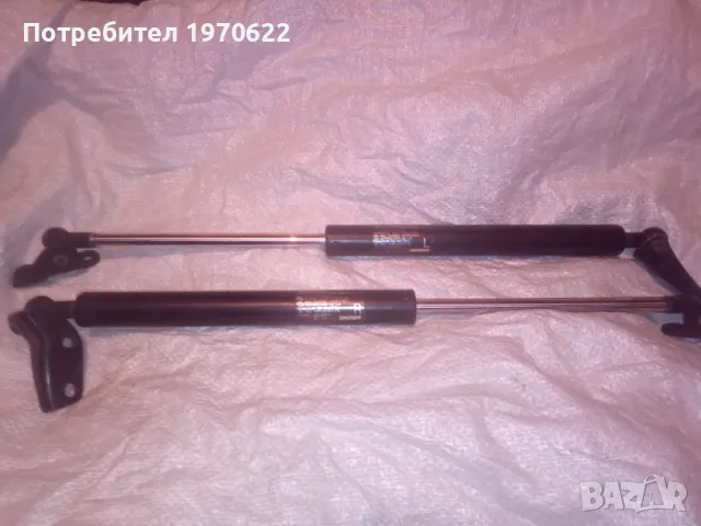 Амортисьори заден капак Honda Jazz 2002