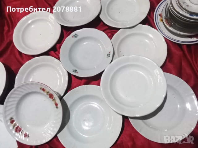 30 броя чинии български порцеланКитка , снимка 5 - Чинии - 52382828