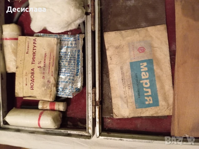 Стара ретро автоаптечка, снимка 4 - Колекции - 50668716