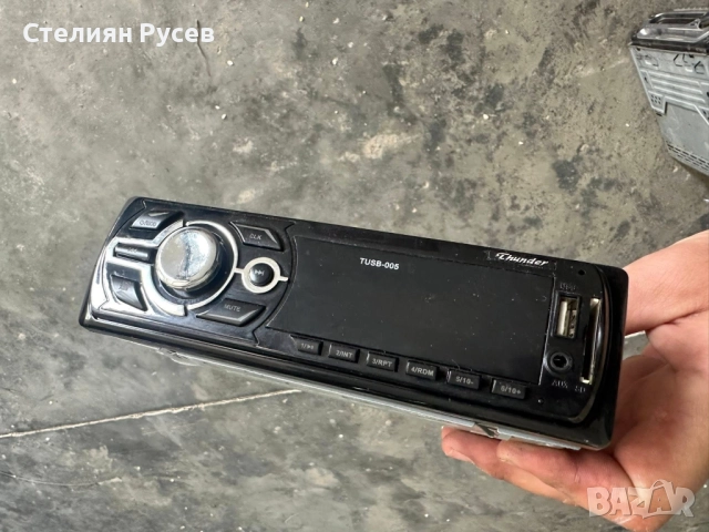 thunder tusb 05 usb CD / сд / sd плейър за автомобил -цена 27 лв смр+ -дисплея работи изпращам клип , снимка 3 - Аксесоари и консумативи - 51975914