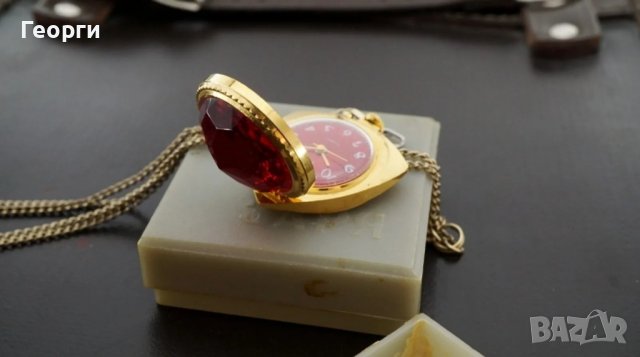 Съветски часовник Заря 2009B 21 камъка часовник висулка с верижка СССР часовник, снимка 3 - Дамски - 43543121