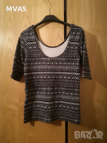 Черно бяла блузка с 3/4 ръкав с фигурален принт М размер, снимка 2 - Тениски - 32999963