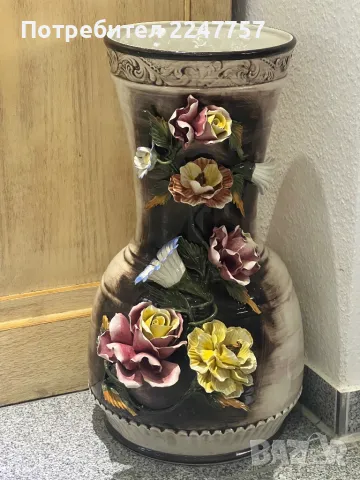 Огромна ваза Capodimonte 56 см