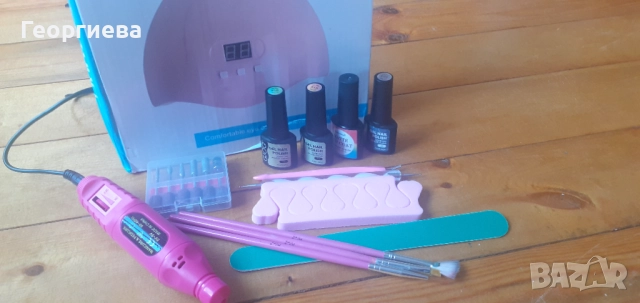 Комплект за маникюр, снимка 2 - Продукти за маникюр - 52637958