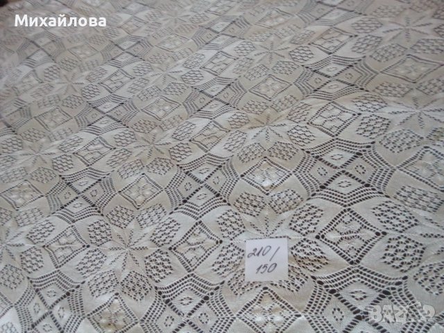 Ръчно изработена покривка 210/150 см, снимка 2 - Гоблени - 36988492