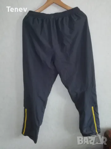 Borussia Dortmund Puma оригинално долнище анцуг размер L Борусия Дортмунд , снимка 2 - Спортни дрехи, екипи - 49508325