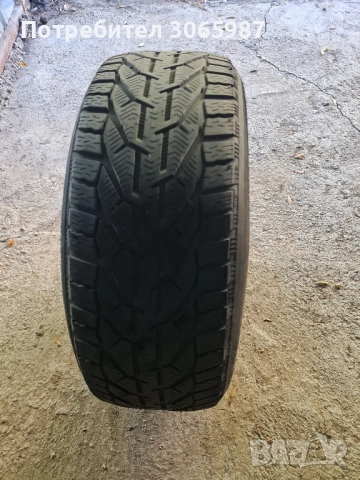 Автомобилни гуми,за лек автомобил. , снимка 2 - Гуми и джанти - 52417401