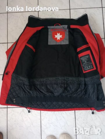 Оригинално,зимно яке от Швейцария, снимка 4 - Якета - 48860741