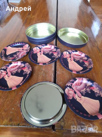 Стара кутия Nestle, снимка 4 - Други ценни предмети - 37920865