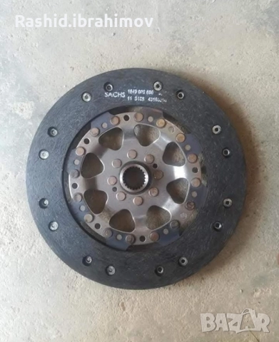 съединител за Passat B5 1.6 , снимка 2 - Части - 52689997