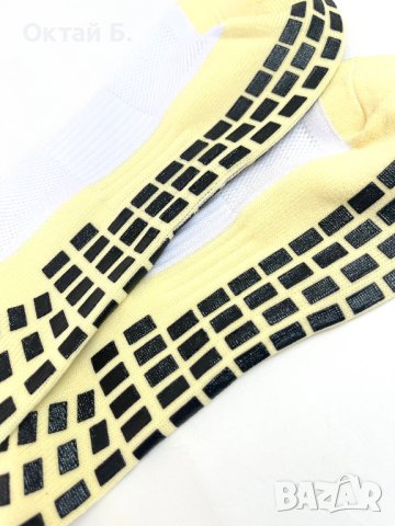 Чорапи за футбол с противохлъзгаща система, снимка 2 - Мъжки чорапи - 40288978