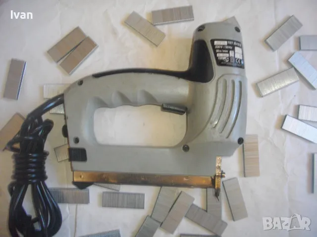 Голям Немски 15-32мм Комбиниран Електрически Дърводелски Тапицерски ТАКЕР Top Craft ЗАБЕЛЕЖКА , снимка 15 - Други инструменти - 47458046