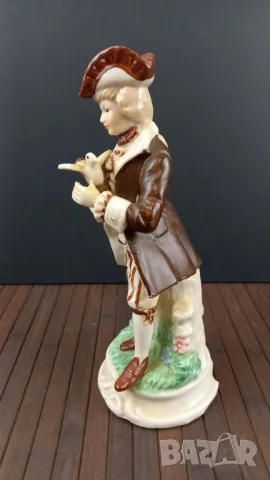 Две порцеланови фигурки, снимка 3 - Статуетки - 49700553