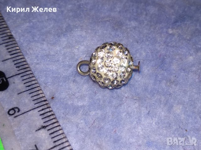 ПОСРЕБРЕНА АРТ ВИСУЛКА МЕДАЛЬОНЧЕ с ИСКРЯЩИ КРИСТАЛЧЕТА и  БЯЛ ЕМАЙЛ 22101, снимка 9 - Колиета, медальони, синджири - 40532122