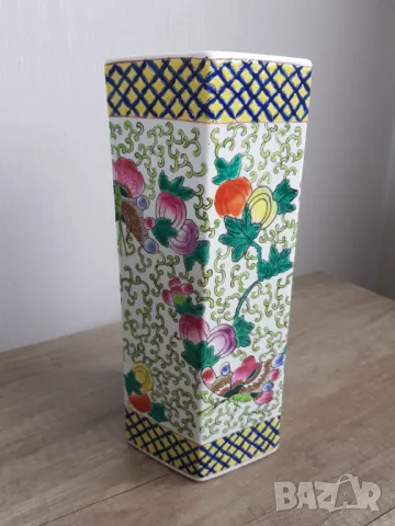 Стара китайска ръчно рисувана ваза 30те години