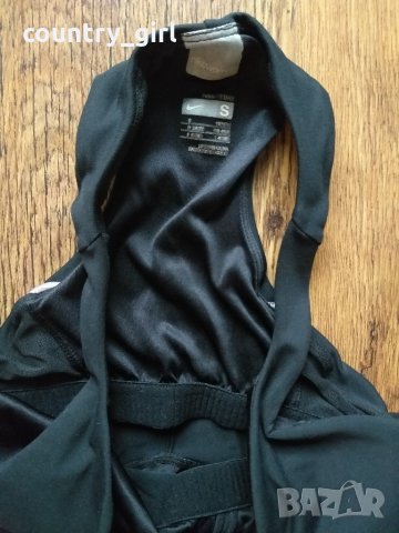 Nike - страхотен дамски потник, снимка 3 - Потници - 28561966