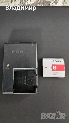 Sony BC-CSGB и NP-BG1 комплект зарядно и батерия, снимка 2 - Батерии, зарядни - 51771525