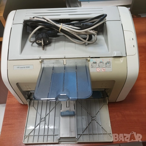 Компактен лазарен принтер HP-1020